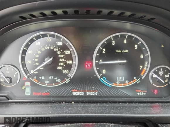 2016 BMW 5 Series 528i z VIN WBA5A5C54GG349331, wystawiony jako Copart lot #82293125 z przebiegiem 192 826 mil mil oraz Czysty tytuł • Clean title. Historia ofert i sprzedaży dostępna na DreamBid. Obrazek 9.