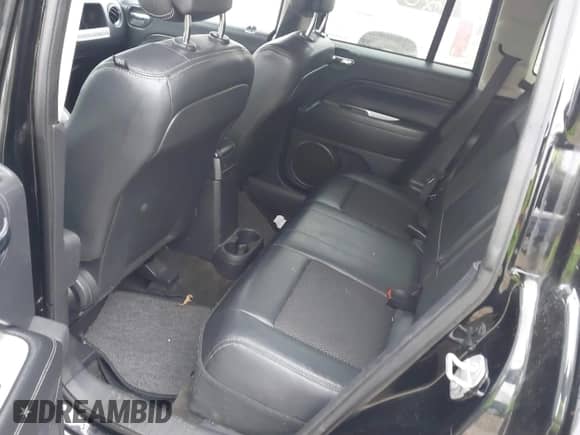 2017 Jeep Compass High Altitude z VIN 1C4NJCEA8HD151517, wystawiony jako IAAI lot #41732046 z przebiegiem 178 271 mil mil oraz . Historia ofert i sprzedaży dostępna na DreamBid. Obrazek 8.