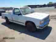 1982 Chevrolet S-10 с VIN 1GCCS14B7C8137743, выставлен на аукционе IAAI как лот 42725763 с пробегом 315 928 миль миль и . История ставок и продаж доступна на DreamBid. Изображение 1.