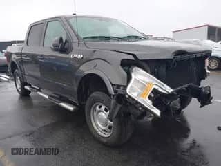 2018 Ford F-150 XL z VIN 1FTEW1E58JFA64123, wystawiony jako IAAI lot #43302719 z przebiegiem 131 849 mil mil oraz . Historia ofert i sprzedaży dostępna na DreamBid. Obrazek 1.
