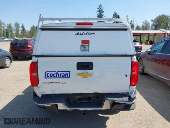 2018 Chevrolet Colorado 2WD Work Truck с VIN 1GCHSBEN7J1158361, выставлен на аукционе IAAI как лот 42121132 с пробегом 175 808 миль миль и . История ставок и продаж доступна на DreamBid. Изображение 16.