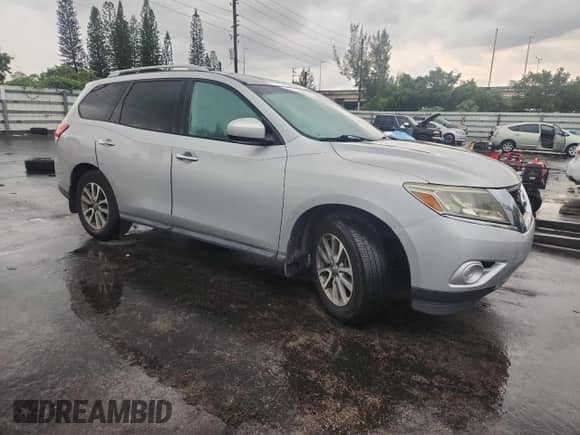 2014 Nissan Pathfinder Platinum z VIN 5N1AR2MN3EC667903, wystawiony jako Copart lot #80018785 z przebiegiem 176 282 mil mil oraz Czysty tytuł • Clean title. Historia ofert i sprzedaży dostępna na DreamBid. Obrazek 4.