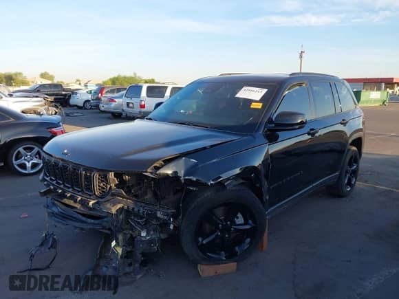 2023 Jeep Grand Cherokee Altitude with VIN 1C4RJGAG6PC662909, listed as a IAAI auction lot 42916213 with 24,008 mi miles and . Bid and sale history available at DreamBid. Image 2.