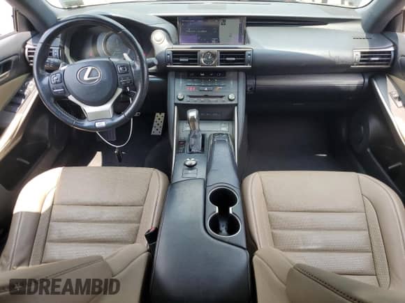 2019 Lexus IS 300 z VIN JTHC81D24K5037810, wystawiony jako Copart lot #65955515 z przebiegiem 84 377 mil mil oraz Szkoda całkowita • Salvage title. Historia ofert i sprzedaży dostępna na DreamBid. Obrazek 8.