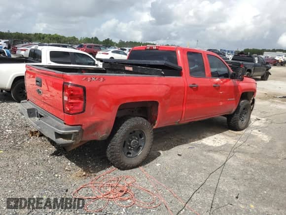 2018 Chevrolet Silverado 2500HD Work Truck z VIN 1GC2KUEG0JZ291807, wystawiony jako Copart lot #84658995 z przebiegiem 188 019 mil mil oraz Szkoda całkowita • Salvage title. Historia ofert i sprzedaży dostępna na DreamBid. Obrazek 3.
