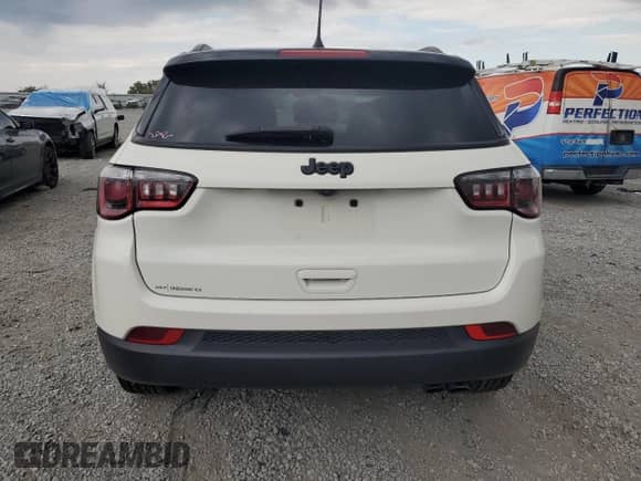 2020 Jeep Compass Altitude с VIN 3C4NJCBB4LT147531, выставлен на аукционе Copart как лот 82232885 с пробегом 64 469 миль миль и Списание • Salvage title. История ставок и продаж доступна на DreamBid. Изображение 6.