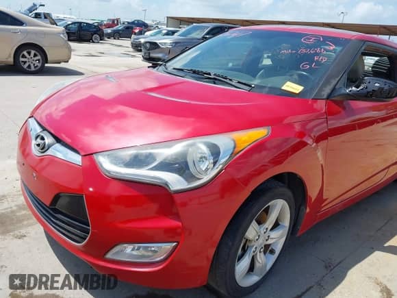 2014 Hyundai Veloster с VIN KMHTC6AD7EU189136, выставлен на аукционе IAAI как лот 42567617 с пробегом 137 688 миль миль и . История ставок и продаж доступна на DreamBid. Изображение 18.