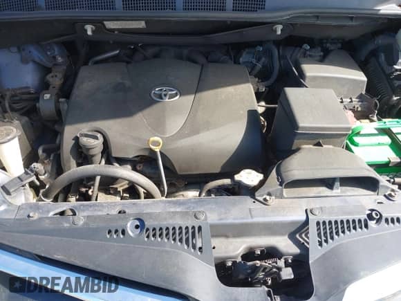 2020 Toyota Sienna LE with VIN 5TDJZ3DC4LS237544, listed as a IAAI auction lot 41701471 with 109,133 mi miles and . Bid and sale history available at DreamBid. Image 10.