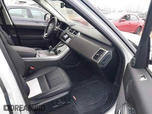 2020 Land Rover Range Rover Sport SE z VIN SALWG2SUXLA712248, wystawiony jako IAAI lot #41692154 z przebiegiem 30 509 mil mil oraz . Historia ofert i sprzedaży dostępna na DreamBid. Obrazek 5.