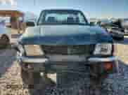 1999 Toyota Tacoma z VIN 4TAPM62N8XZ457865, wystawiony jako Copart lot #85175585 z przebiegiem 222 153 mil mil oraz Szkoda całkowita • Salvage title. Historia ofert i sprzedaży dostępna na DreamBid. Obrazek 5.