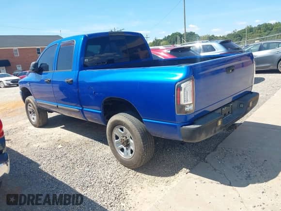 2007 Dodge 2500 SLT с VIN 3D7KS28C87G747774, выставлен на аукционе IAAI как лот 43216885 с пробегом 291 833 миль миль и . История ставок и продаж доступна на DreamBid. Изображение 3.