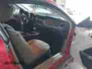 2010 Ford Mustang V6 z VIN 1ZVBP8AN6A5136499, wystawiony jako IAAI lot #41162323 z przebiegiem 107 048 mil mil oraz . Historia ofert i sprzedaży dostępna na DreamBid. Obrazek 5.