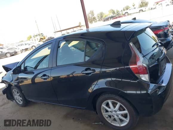 2015 Toyota Prius One z VIN JTDKDTB34F1100658, wystawiony jako IAAI lot #42516849 z przebiegiem 95 289 mil mil oraz . Historia ofert i sprzedaży dostępna na DreamBid. Obrazek 15.