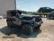2003 Jeep Wrangler X z VIN 1J4FA39S43P357281, wystawiony jako Copart lot #67979335 z przebiegiem Nie podano mil oraz Szkoda całkowita • Salvage title. Historia ofert i sprzedaży dostępna na DreamBid. Obrazek 13.