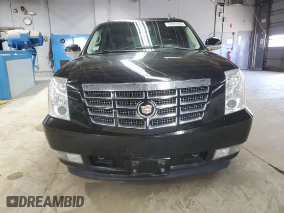 2014 Cadillac Escalade with VIN 1GYS4GEF2ER118003, listed as a Copart auction lot 53081955 with 269,073 mi miles and Clean title. Bid and sale history available at DreamBid. Image 5.