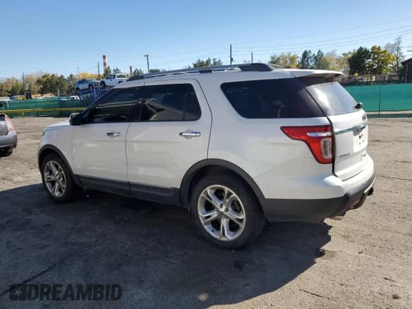 2011 Ford Explorer Limited with VIN 1FMHK8F83BGA14747, listed as a Copart auction lot 82643665 with 180,309 mi miles and Clean title. Bid and sale history available at DreamBid. Image 2.