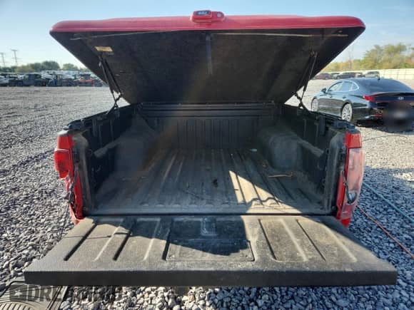 2005 Chevrolet Colorado 1SE LS Z71 с VIN 1GCDT136158239998, выставлен на аукционе Copart как лот 80297575 с пробегом 163 547 миль миль и Списание • Salvage title. История ставок и продаж доступна на DreamBid. Изображение 6.