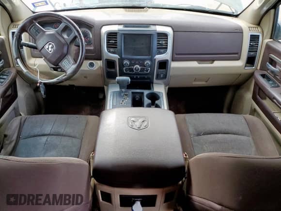 2013 Ram 1500 Outdoorsman z VIN 1C6RR6LT6DS627986, wystawiony jako Copart lot #81571925 z przebiegiem 216 047 mil mil oraz Czysty tytuł • Clean title. Historia ofert i sprzedaży dostępna na DreamBid. Obrazek 8.