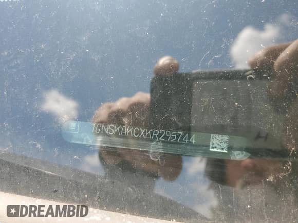 2019 Chevrolet Tahoe LS с VIN 1GNSKAKCXKR295744, выставлен на аукционе Copart как лот 66032425 с пробегом 129 681 миль миль и Списание • Salvage title. История ставок и продаж доступна на DreamBid. Изображение 13.