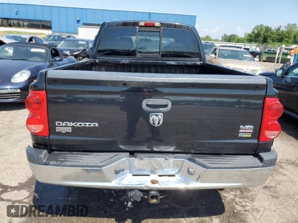 2008 Dodge Dakota Laramie with VIN 1D7HW58N98S609009, listed as a Copart auction lot 63204865 with 100,366 mi miles and Clean title. Bid and sale history available at DreamBid. Image 6.
