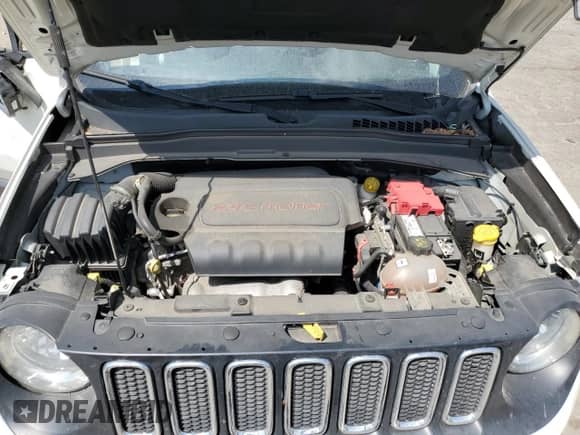 2018 Jeep Renegade Altitude with VIN ZACCJABB7JPH62171, listed as a Copart auction lot 71546175 with 88,886 mi miles and Salvage title. Bid and sale history available at DreamBid. Image 12.
