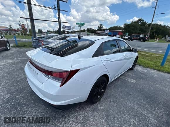 2021 Hyundai Elantra SEL с VIN 5NPLM4AG2MH026998, выставлен на аукционе Copart как лот 67821135 с пробегом 55 882 миль миль и Чистый • Clean title. История ставок и продаж доступна на DreamBid. Изображение 4.