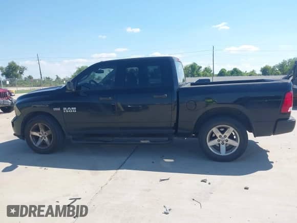 2014 Ram 1500 Express z VIN 3C6RR6KT6EG234063, wystawiony jako IAAI lot #43163130 z przebiegiem 204 129 mil mil oraz . Historia ofert i sprzedaży dostępna na DreamBid. Obrazek 14.