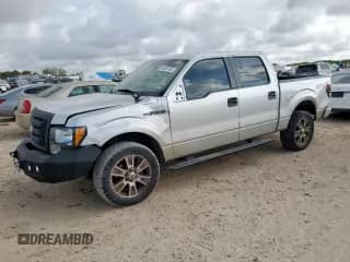 2014 Ford F-150 XLT с VIN 1FTFW1EF0EKG44329, выставлен на аукционе Copart как лот 85263155 с пробегом 199 142 миль миль и Списание • Salvage title. История ставок и продаж доступна на DreamBid. Изображение 1.
