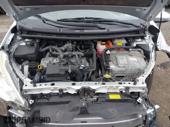 2014 Toyota Prius One with VIN JTDKDTB30E1075790, listed as a IAAI auction lot 42592812 with 100,821 mi miles and . Bid and sale history available at DreamBid. Image 10.