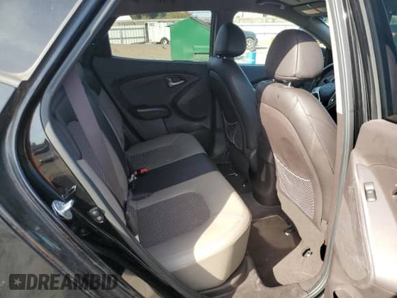 2012 Hyundai Tucson GLS with VIN KM8JUCAC4CU531746, listed as a Copart auction lot 85314435 with 124,696 mi miles and Clean title. Bid and sale history available at DreamBid. Image 11.