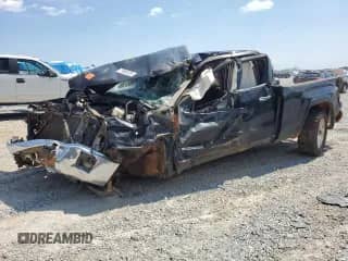 2015 GMC Sierra 1500 SLE с VIN 1GTR1UEC7FZ393739, выставлен на аукционе Copart как лот 71901515 с пробегом Не указан миль и Списание • Salvage title. История ставок и продаж доступна на DreamBid. Изображение 1.