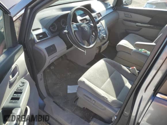 2011 Honda Odyssey LX z VIN 5FNRL5H20BB504411, wystawiony jako Copart lot #85132065 z przebiegiem 408 607 mil mil oraz Czysty tytuł • Clean title. Historia ofert i sprzedaży dostępna na DreamBid. Obrazek 8.