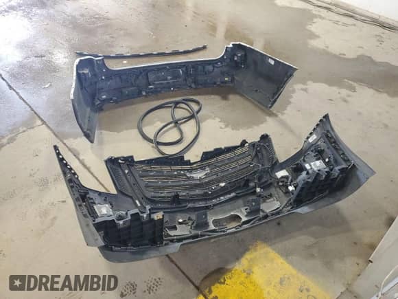 2019 Cadillac Escalade ESV Luxury с VIN 1GYS4HKJ9KR159805, выставлен на аукционе Copart как лот 54040405 с пробегом 89 302 миль миль и Списание • Salvage title. История ставок и продаж доступна на DreamBid. Изображение 13.