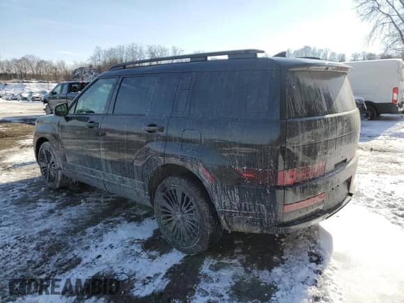 2024 Hyundai Santa Fe Calligraphy с VIN 5NMP5DG18RH015509, выставлен на аукционе Copart как лот 41762985 с пробегом 1 117 миль миль и Списание • Salvage title. История ставок и продаж доступна на DreamBid. Изображение 2.