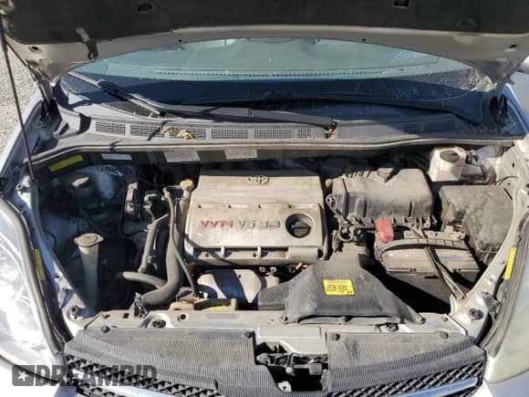 2004 Toyota Sienna XLE z VIN 5TDBA22C94S012496, wystawiony jako Copart lot #80386005 z przebiegiem 180 370 mil mil oraz Szkoda całkowita • Salvage title. Historia ofert i sprzedaży dostępna na DreamBid. Obrazek 11.