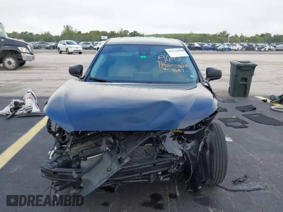 2022 Toyota Corolla Cross L with VIN 7MUAAAAG7NV001692, listed as a IAAI auction lot 43191085 with 117,121 mi miles and . Bid and sale history available at DreamBid. Image 13.