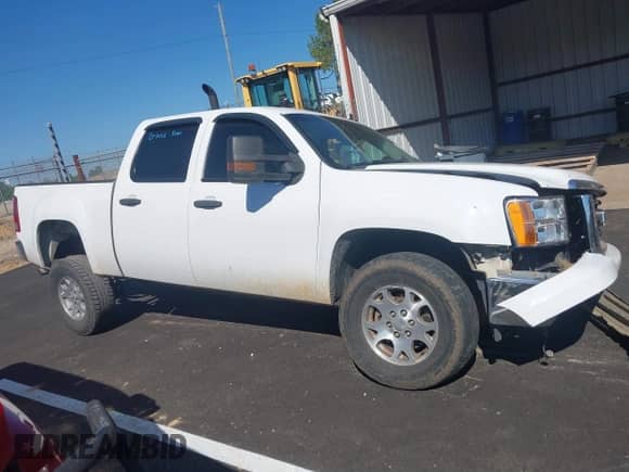 2009 GMC Sierra 1500 SLE с VIN 3GTEK23359G101156, выставлен на аукционе IAAI как лот 43410771 с пробегом 214 283 миль миль и . История ставок и продаж доступна на DreamBid. Изображение 14.