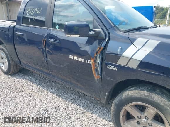 2012 Ram 1500 Sport with VIN 1C6RD7MT0CS179035, listed as a IAAI auction lot 43172962 with 180,209 mi miles and . Bid and sale history available at DreamBid. Image 6.