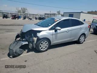 2013 Ford Fiesta S with VIN 3FADP4AJ3DM165304, listed as a Copart auction lot 68326905 with 62,571 mi miles and Salvage title. Bid and sale history available at DreamBid. Image 1.