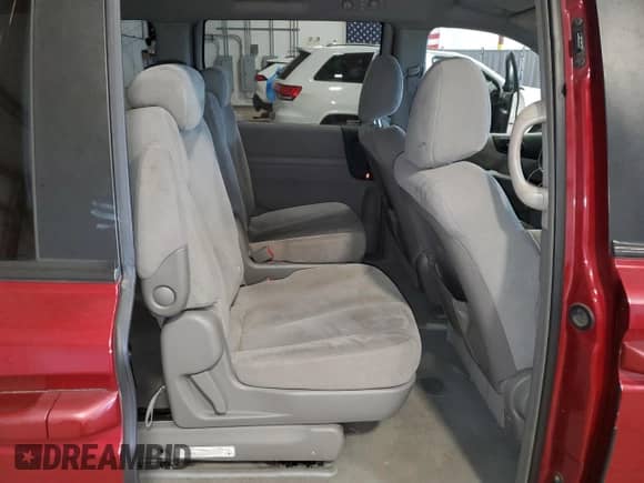 2007 Hyundai Entourage GLS с VIN KNDMC233476042060, выставлен на аукционе Copart как лот 69768744 с пробегом 173 406 миль миль и Списание • Salvage title. История ставок и продаж доступна на DreamBid. Изображение 11.