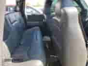 2005 Chevrolet Silverado 1500 LS z VIN 2GCEC19T251331383, wystawiony jako Copart lot #71864965 z przebiegiem 178 046 mil mil oraz Nie do naprawy • Non repairable. Historia ofert i sprzedaży dostępna na DreamBid. Obrazek 10.