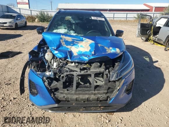 2023 Nissan Kicks SR with VIN 3N1CP5DV0PL572343, listed as a Copart auction lot 89916665 with 48,433 mi miles and Salvage title. Bid and sale history available at DreamBid. Image 5.
