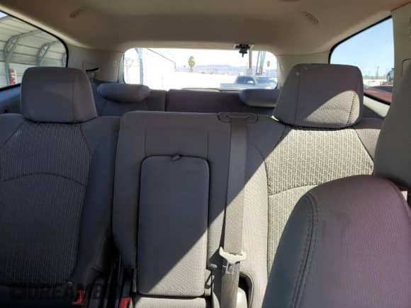 2010 Chevrolet Traverse 1LT с VIN 1GNLRFED1AS128813, выставлен на аукционе Copart как лот 86883645 с пробегом 191 516 миль миль и Списание • Salvage title. История ставок и продаж доступна на DreamBid. Изображение 10.