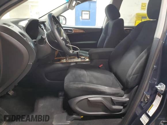 2014 Nissan Pathfinder Platinum with VIN 5N1AR2MM0EC642304, listed as a Copart auction lot 81057945 with 172,643 mi miles and Salvage title. Bid and sale history available at DreamBid. Image 7.