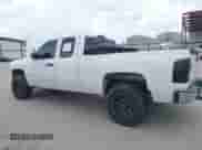 2010 Chevrolet Silverado 1500 LS с VIN 1GCSCREAXAZ191610, выставлен на аукционе IAAI как лот 42647184 с пробегом 226 833 миль миль и . История ставок и продаж доступна на DreamBid. Изображение 14.