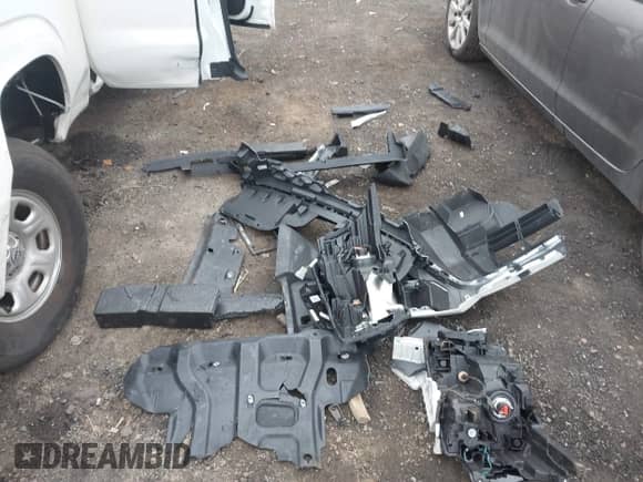 2024 Nissan Frontier S z VIN 1N6ED1CL0RN645850, wystawiony jako IAAI lot #41721969 z przebiegiem 20 387 mil mil oraz . Historia ofert i sprzedaży dostępna na DreamBid. Obrazek 12.