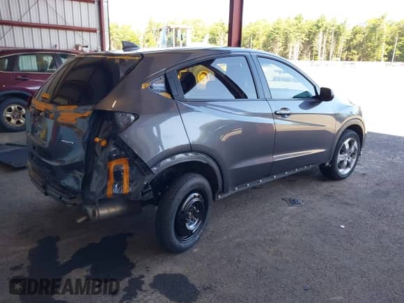 2021 Honda HR-V LX с VIN 3CZRU6H30MM708906, выставлен на аукционе IAAI как лот 42765994 с пробегом 44 206 миль миль и . История ставок и продаж доступна на DreamBid. Изображение 4.