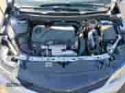 2018 Chevrolet Cruze LT z VIN 1G1BE5SM3J7178610, wystawiony jako Copart lot #80082305 z przebiegiem 65 385 mil mil oraz Czysty tytuł • Clean title. Historia ofert i sprzedaży dostępna na DreamBid. Obrazek 11.