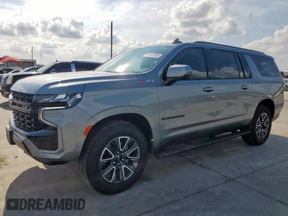 2024 Chevrolet Suburban Z71 z VIN 1GNSKDKD9RR402741, wystawiony jako Copart lot #61161505 z przebiegiem 12 491 mil mil oraz Szkoda całkowita • Salvage title. Historia ofert i sprzedaży dostępna na DreamBid. Obrazek 1.