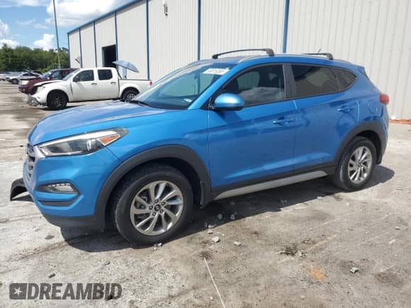 2017 Hyundai Tucson SE с VIN KM8J33A45HU390771, выставлен на аукционе Copart как лот 83818395 с пробегом 54 675 миль миль и Списание • Salvage title. История ставок и продаж доступна на DreamBid. Изображение 1.